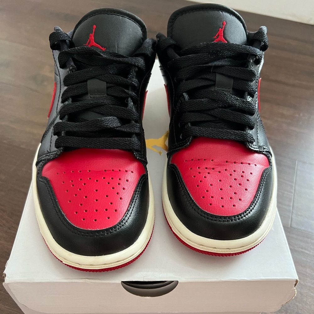 Air Jordan 1 Low Black/Gym Red-Sail size 6
